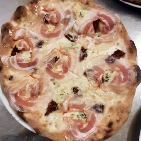 Pizza Campagnola